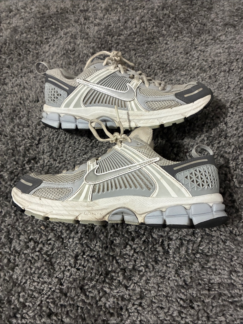 Nike vomero 5